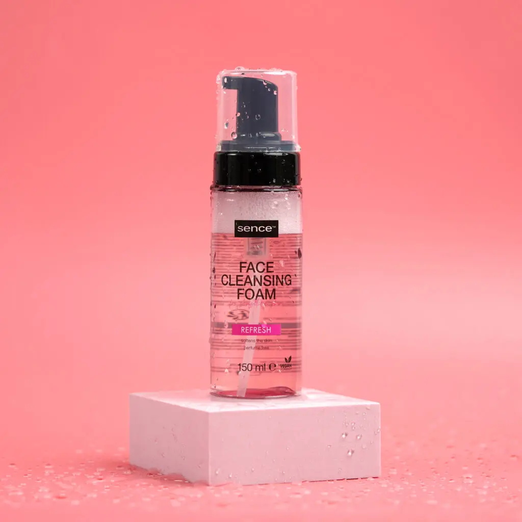 2018563_Sensitive – Face Cleansing Foam