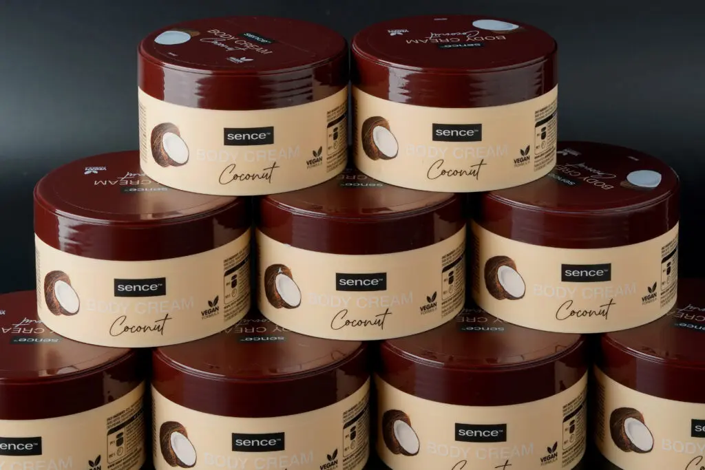 2026454_SENCE_Coconut_BodyCream2
