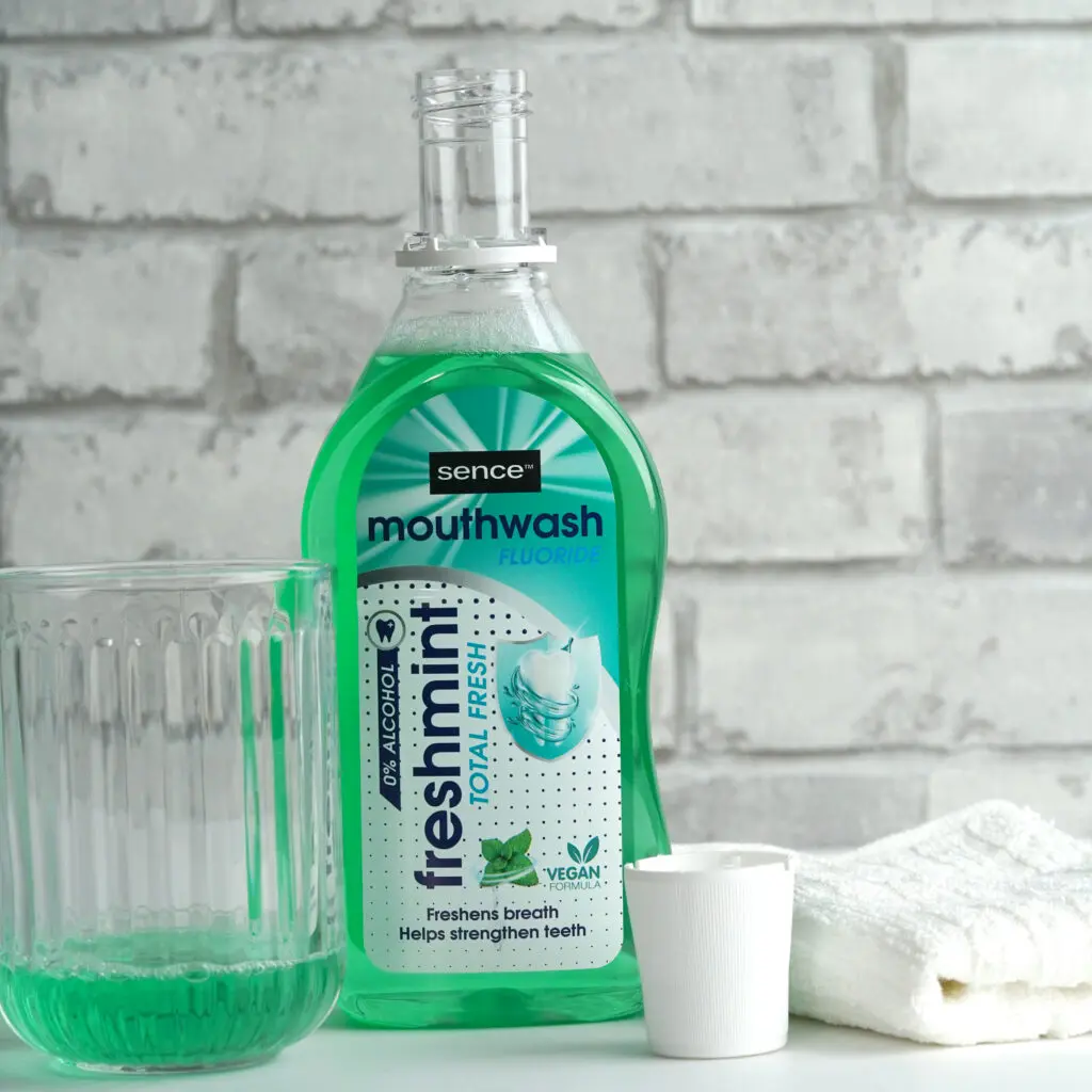 166403_Mouthwas_Freshmint_500ml_2