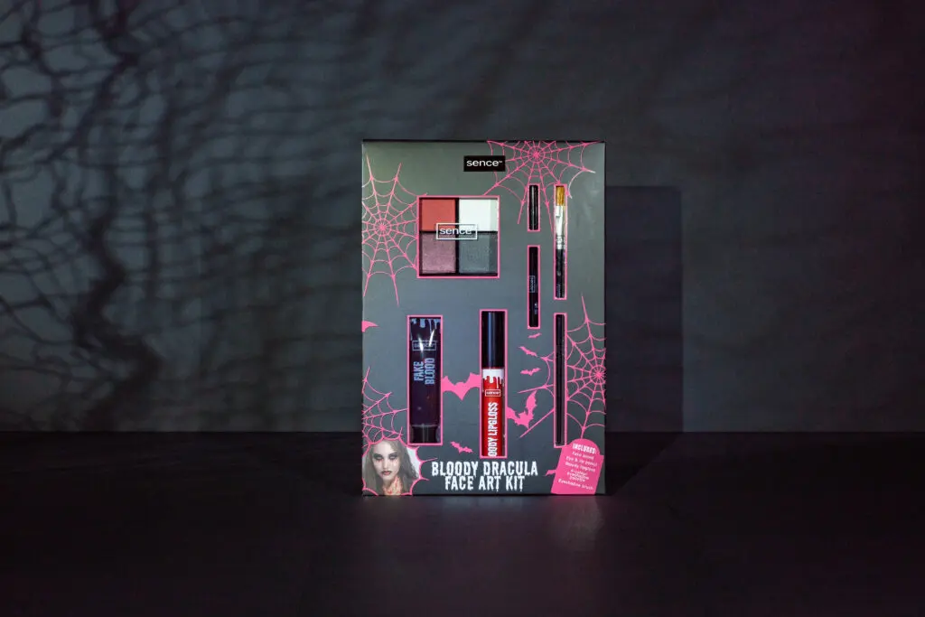 2051995_SENCE_Halloween_Face Art Kit_053