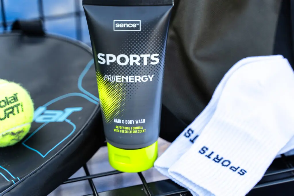 2053444_SENCE_Sports_Pro Energy_Men_Giftset_Hair Body Wash and socks_DSC08227