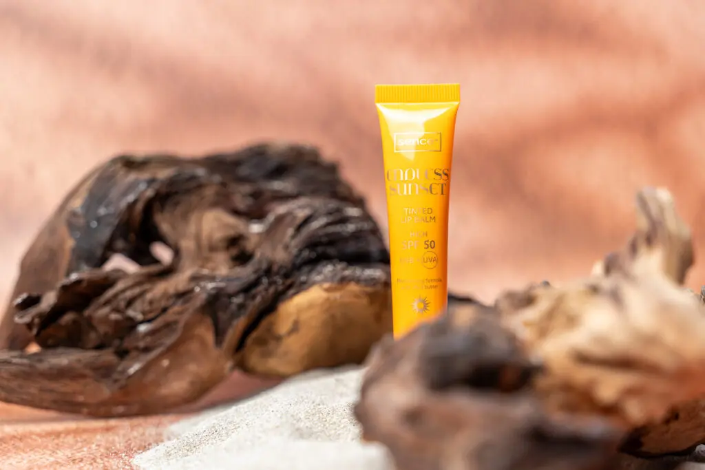 2057248_SENCE_Lip Balm_07984
