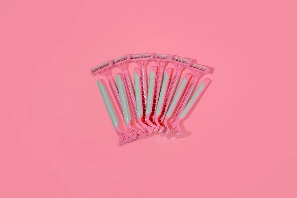 2052345_disp_razor_24pc_4