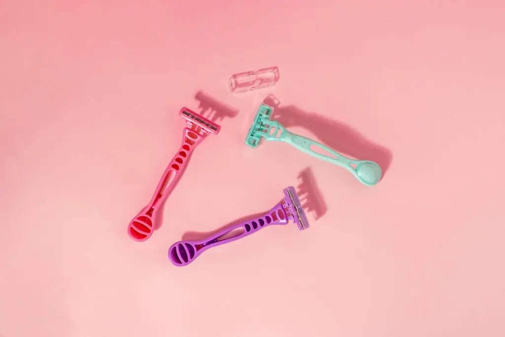 2063594_disp_razor_3pc_3