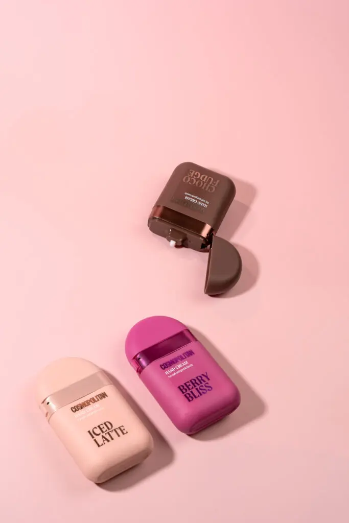 2056550_SENCE_Cosmopolitan_HandCream_3ass_sfeer1