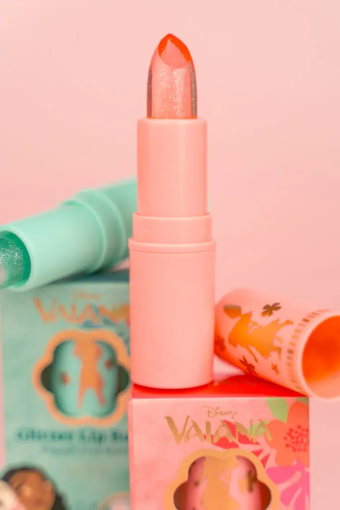 Disney Vaiana-Inspired Glitter Lip Balm – photo 6