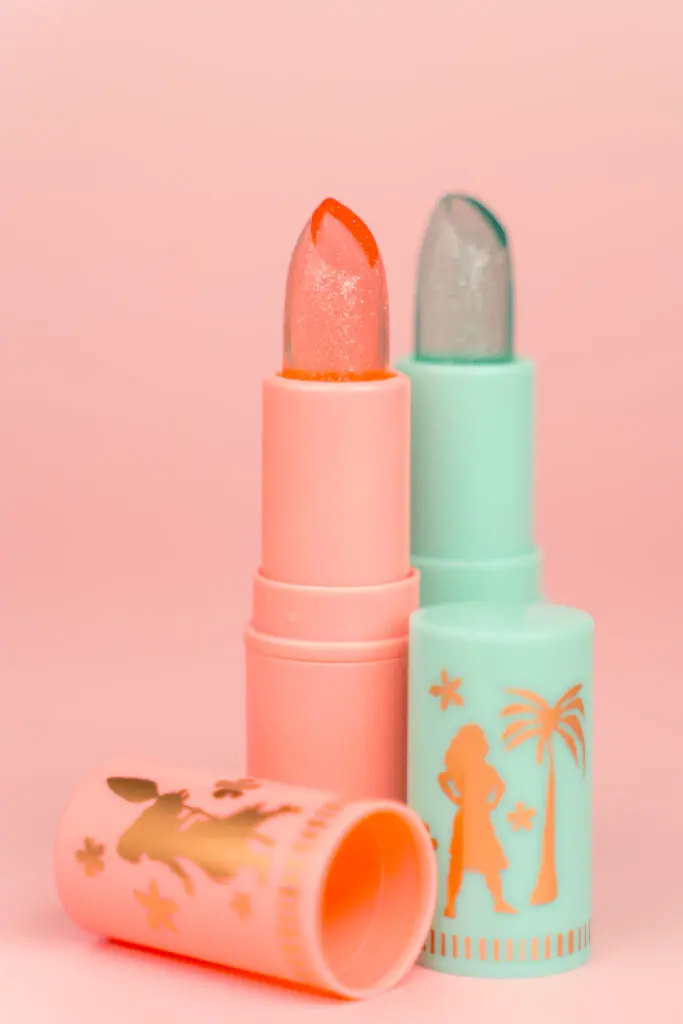 Disney Vaiana-Inspired Glitter Lip Balm – photo 3