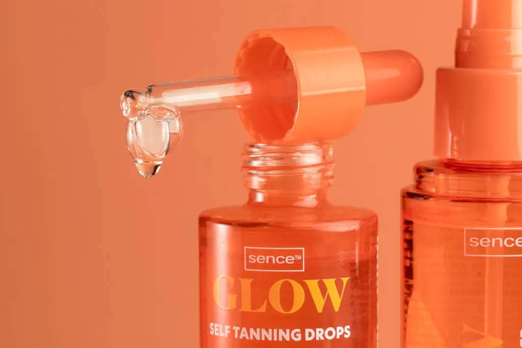 2058011_SENCE_Tanning Kit_07904