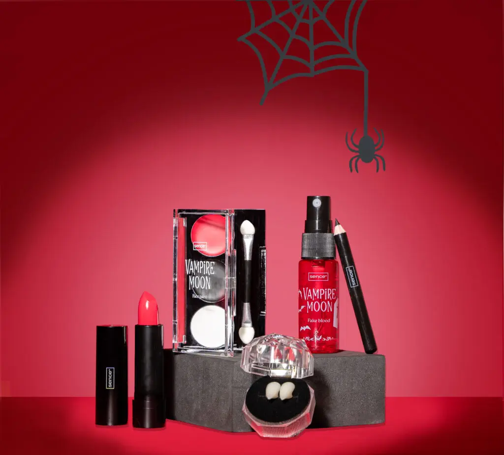 Sence Halloween Vampire Make-Up Kit with lipstick, face paint, fake blood, pencil and fangs