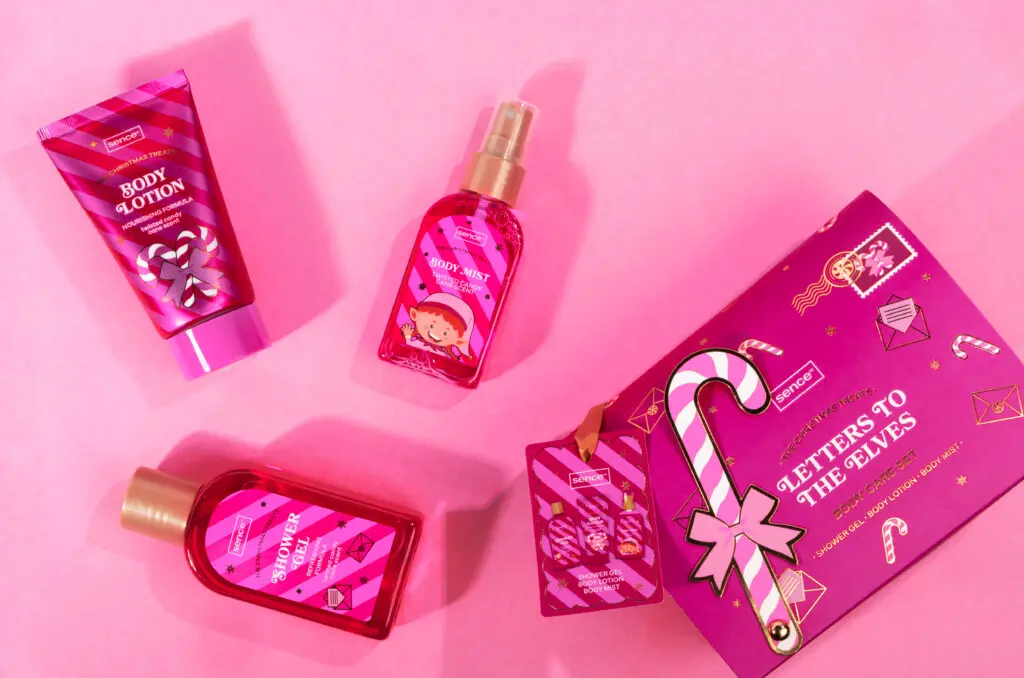 Sence Christmas Treats Elf's Post Box Gift Set, pink post box