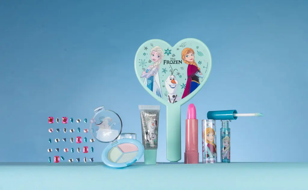 Sence Disney Frozen-Inspired Magic Mirror Cosmetic Set – photo 2