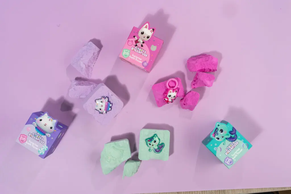 Sence Gabby’s Dollhouse Surprise Bath Fizzer – photo 2