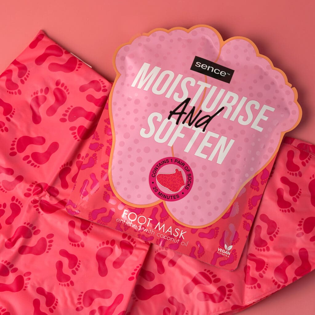 2022265_Glowgirls_MoisturiseSoft_FootMask_3