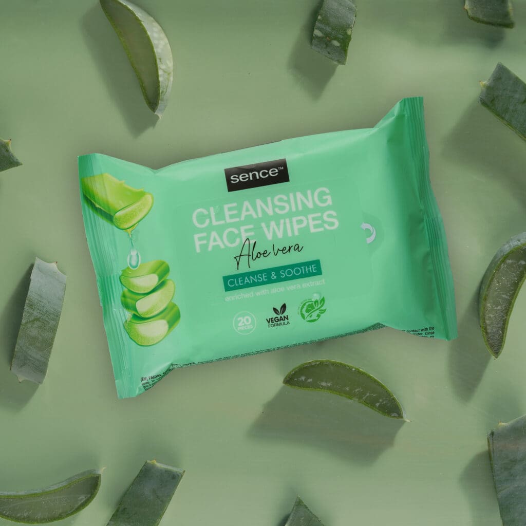 2026447_AloeVera_CleaningWipes_1