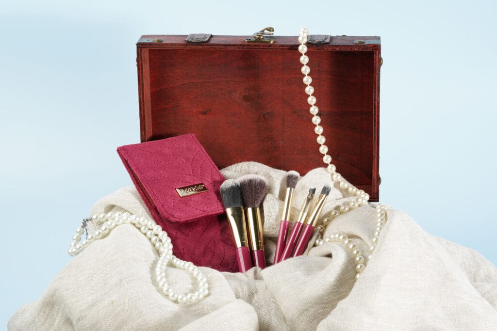 RoyalRomance_Make-UpBrushes_1 RoyalRomance_Make-UpBrushes_1