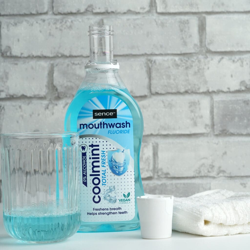 166402_Mouthwas_Coolmint_500ml_2