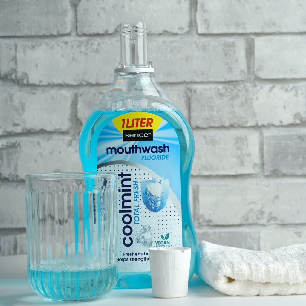 166402_Mouthwash_Coolmint_1L_2