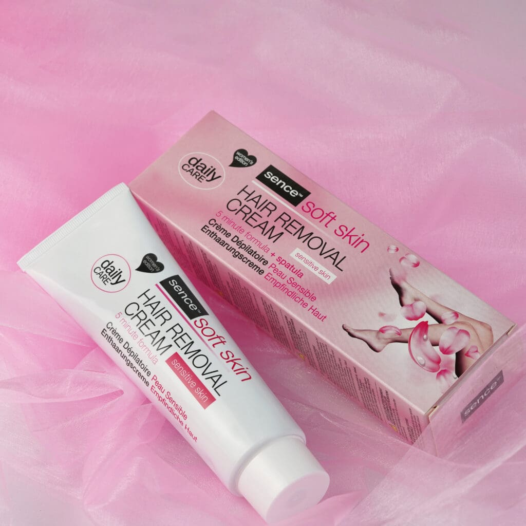 2027046_HairRemoval_Cream_SensitiveSkin_2