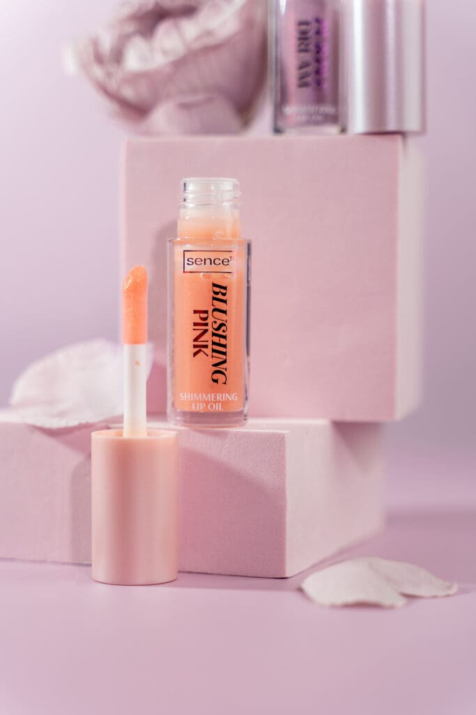 2057136_SENCE_Lip Glow Oil_DSC07699