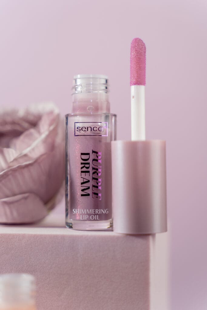 2057136_SENCE_Lip Glow Oil_DSC07701