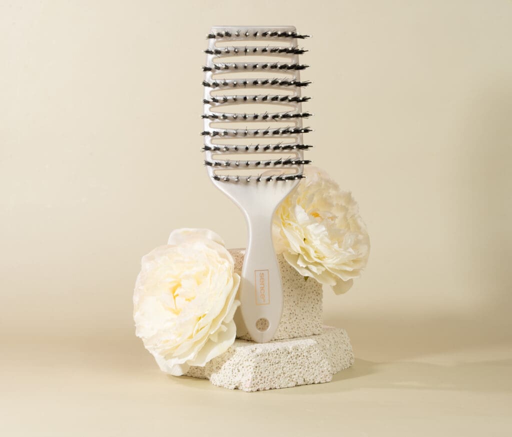 2057141_SENCE_Wet Hairbrush_DSC07636