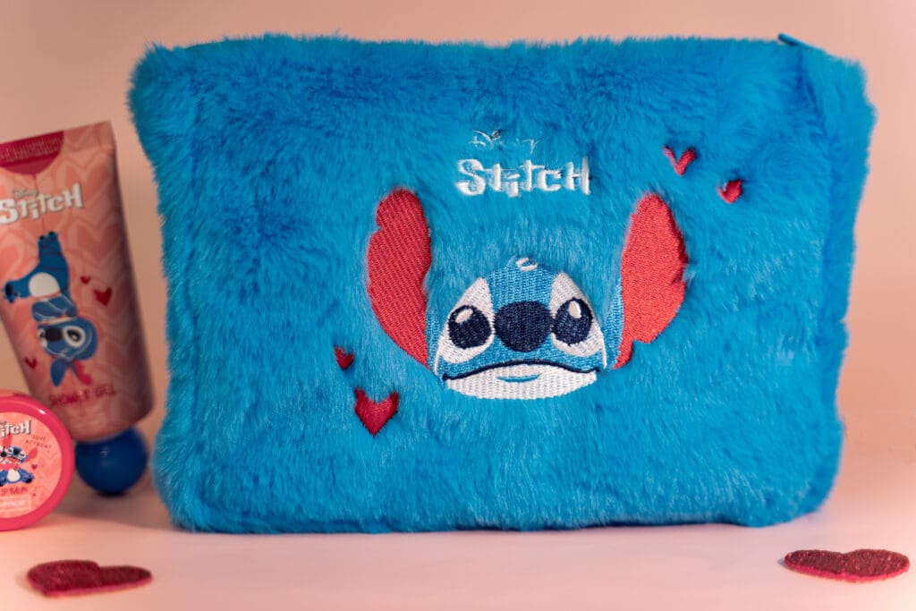 2059699_SENCE_Stitch_Lovingly Annoying_Toiletry Bag_DSC01691